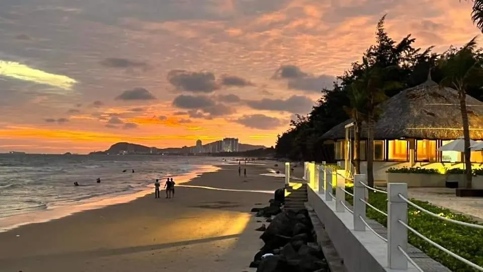 Aria Resort, Relax By Sea, Ho Boi Va Bai Tam Rieng Mien Phi, Di Bo 30M Ra Bien Vung Tau Vietnam